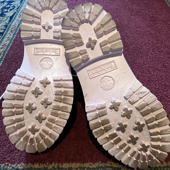 Timberland Women's Cream Boots with Pink Laces - Picture 11 of 12